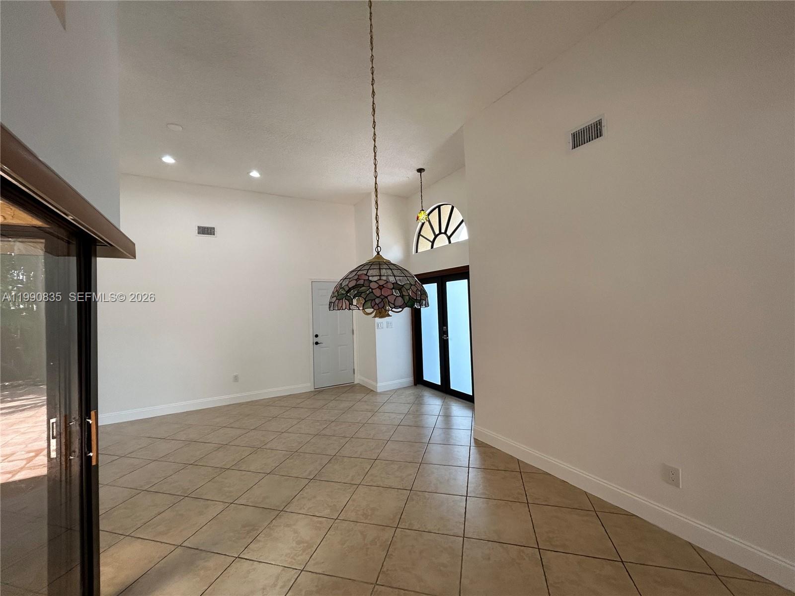 8910 Southwest 4th Lane Miami, FL 33174 - Photo 12 of 53