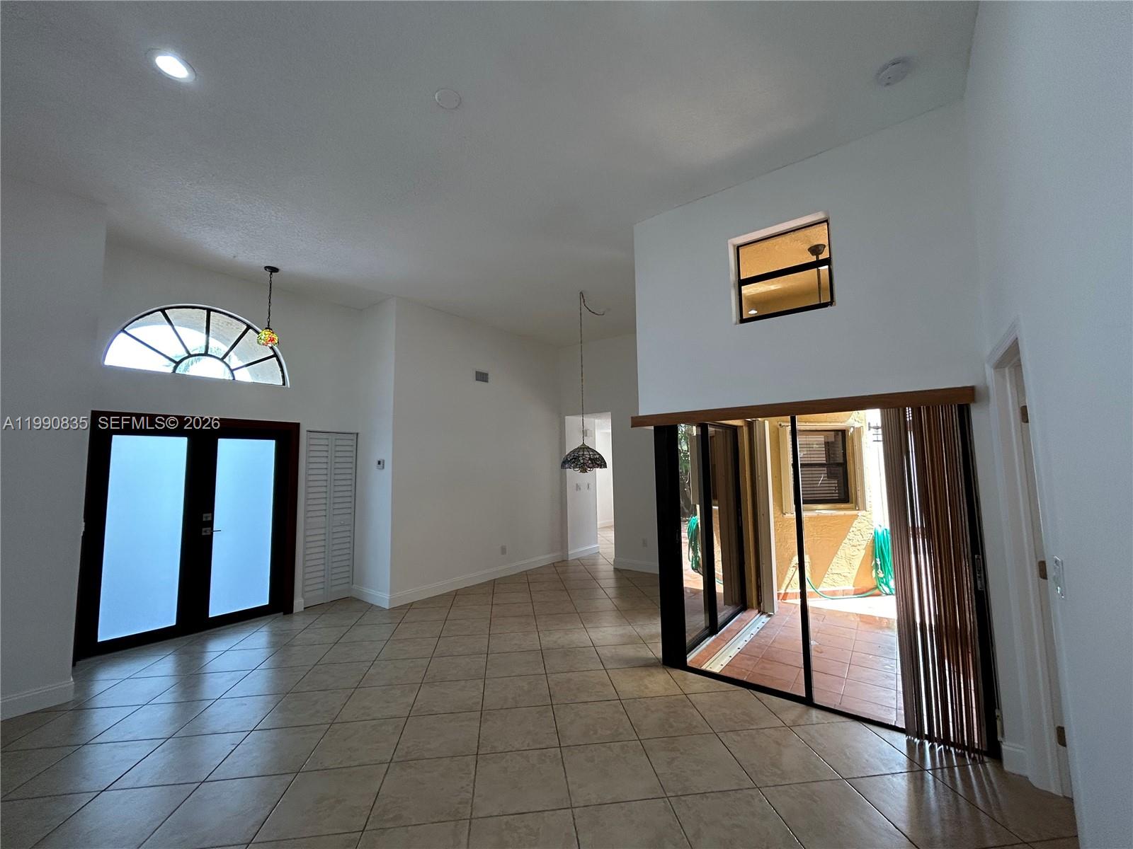 8910 Southwest 4th Lane Miami, FL 33174 - Photo 13 of 53