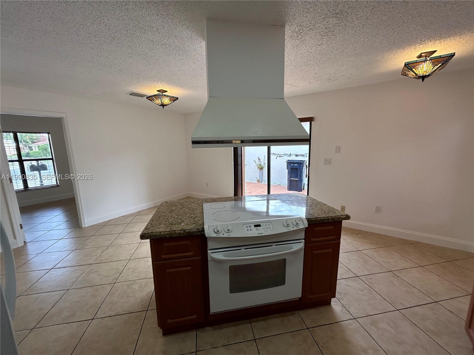 8910 Southwest 4th Lane Miami, FL 33174 - Photo 34 of 53