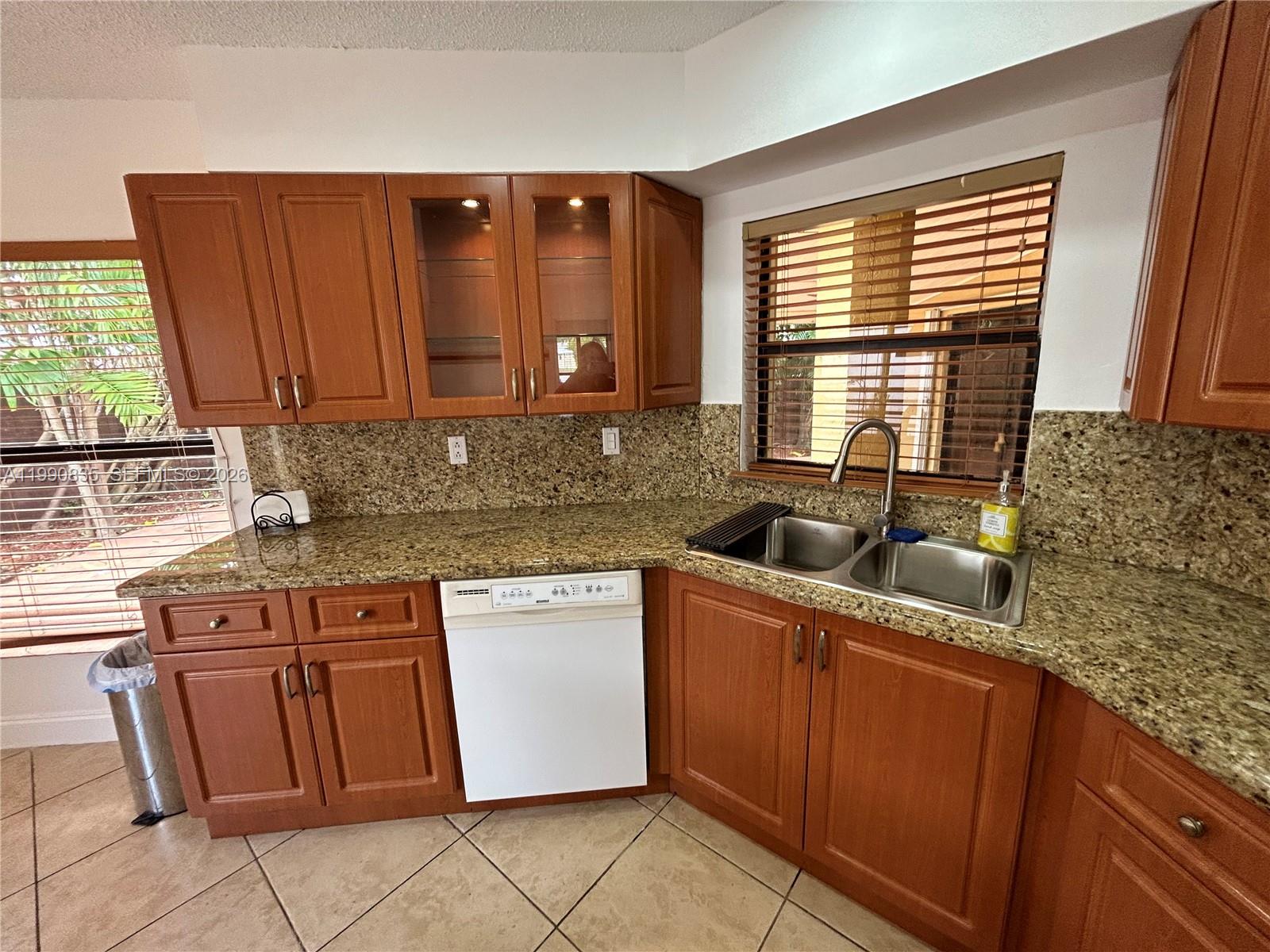 8910 Southwest 4th Lane Miami, FL 33174 - Photo 38 of 53