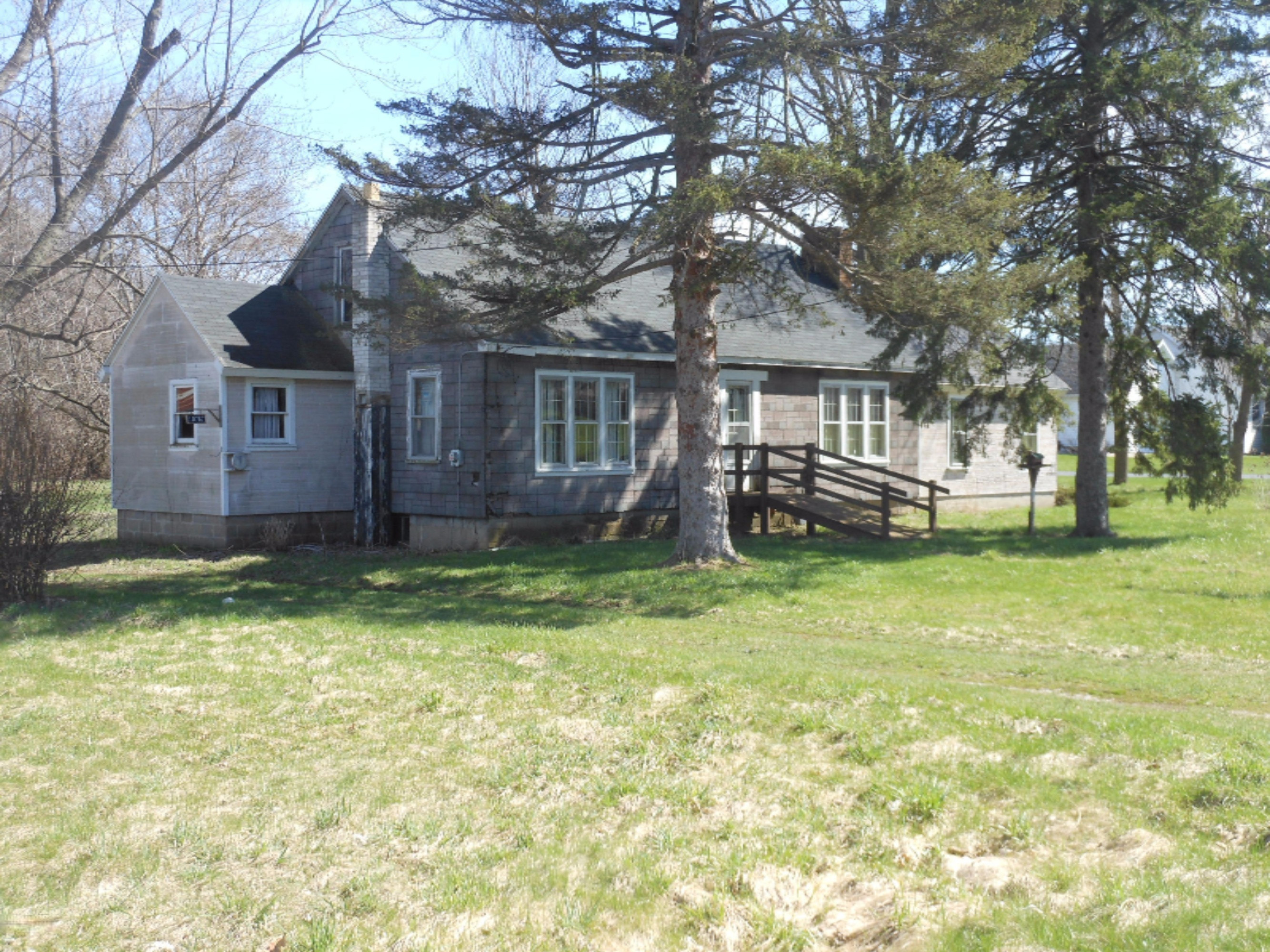 10767 Range Line Road Berrien Springs, MI 49103 - Photo 1 of 8 DSCN3996