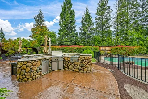 $1,295,000 | 2052 Thornhill Drive, Granite Bay, CA 95746