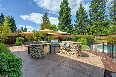 $1,295,000 | 2052 Thornhill Drive, Granite Bay, CA 95746