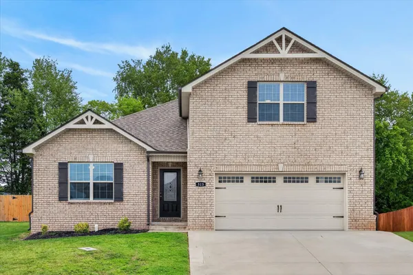 $2,300 | 513 Wingfield Drive, Clarksville, TN 37043