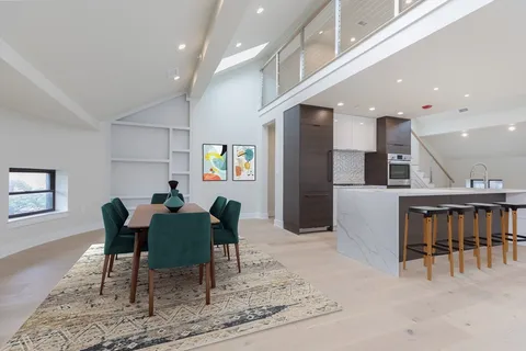 $1,899,900 | 577 Massachusetts Avenue, Unit PH, Boston, MA 02118