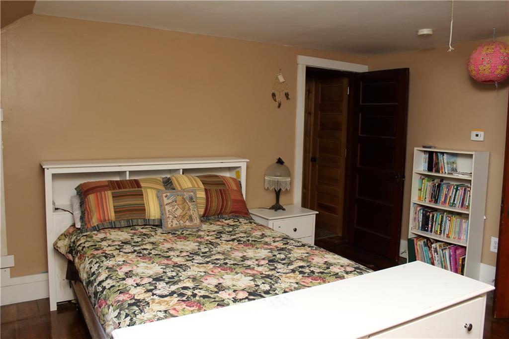 48 Northern Point Road Bristol, ME 04564 - Photo 13 of 19 Bedroom