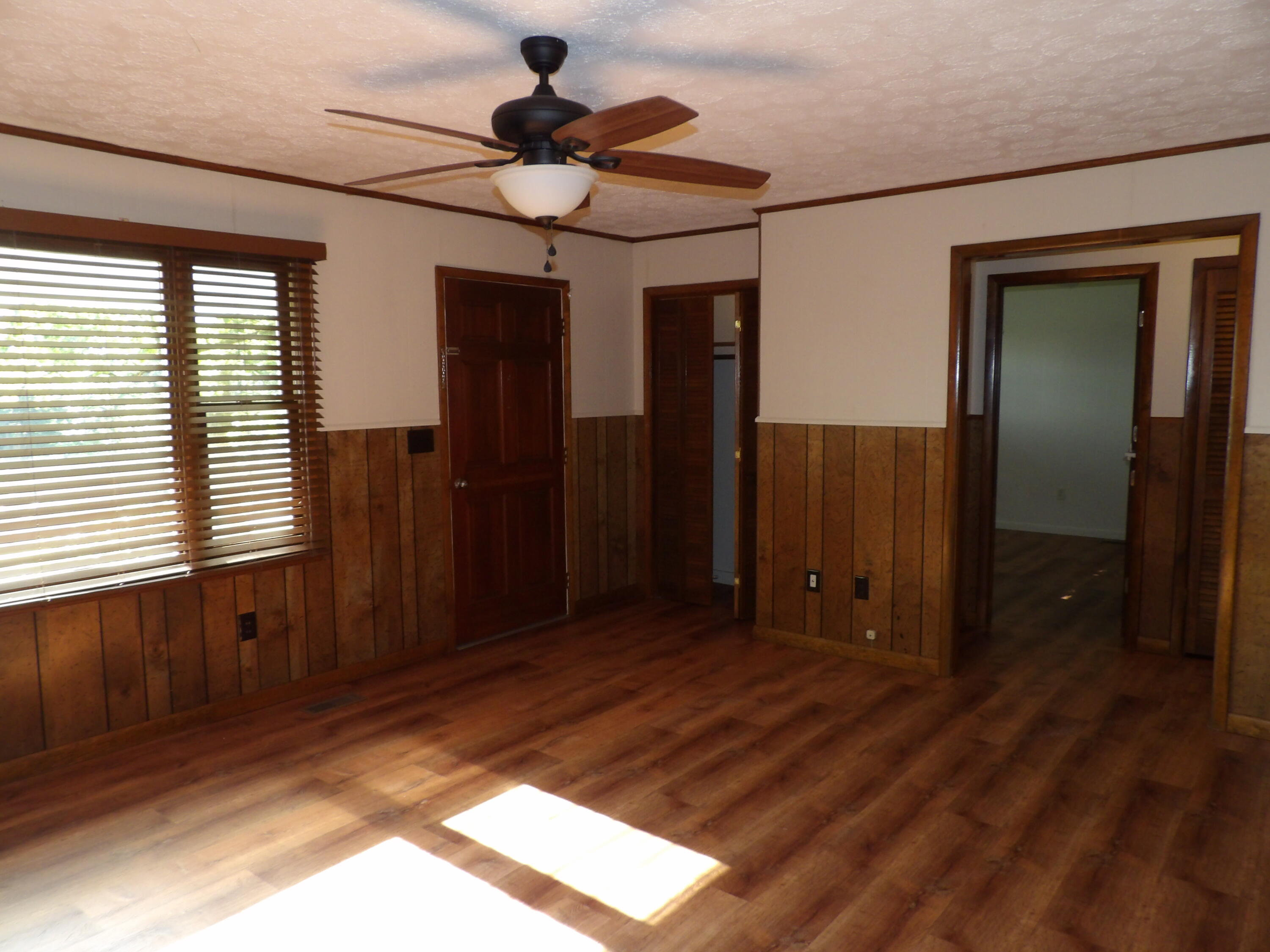 27400 Short Road Pikeville, TN 37367 - Photo 20 of 41 100_2912