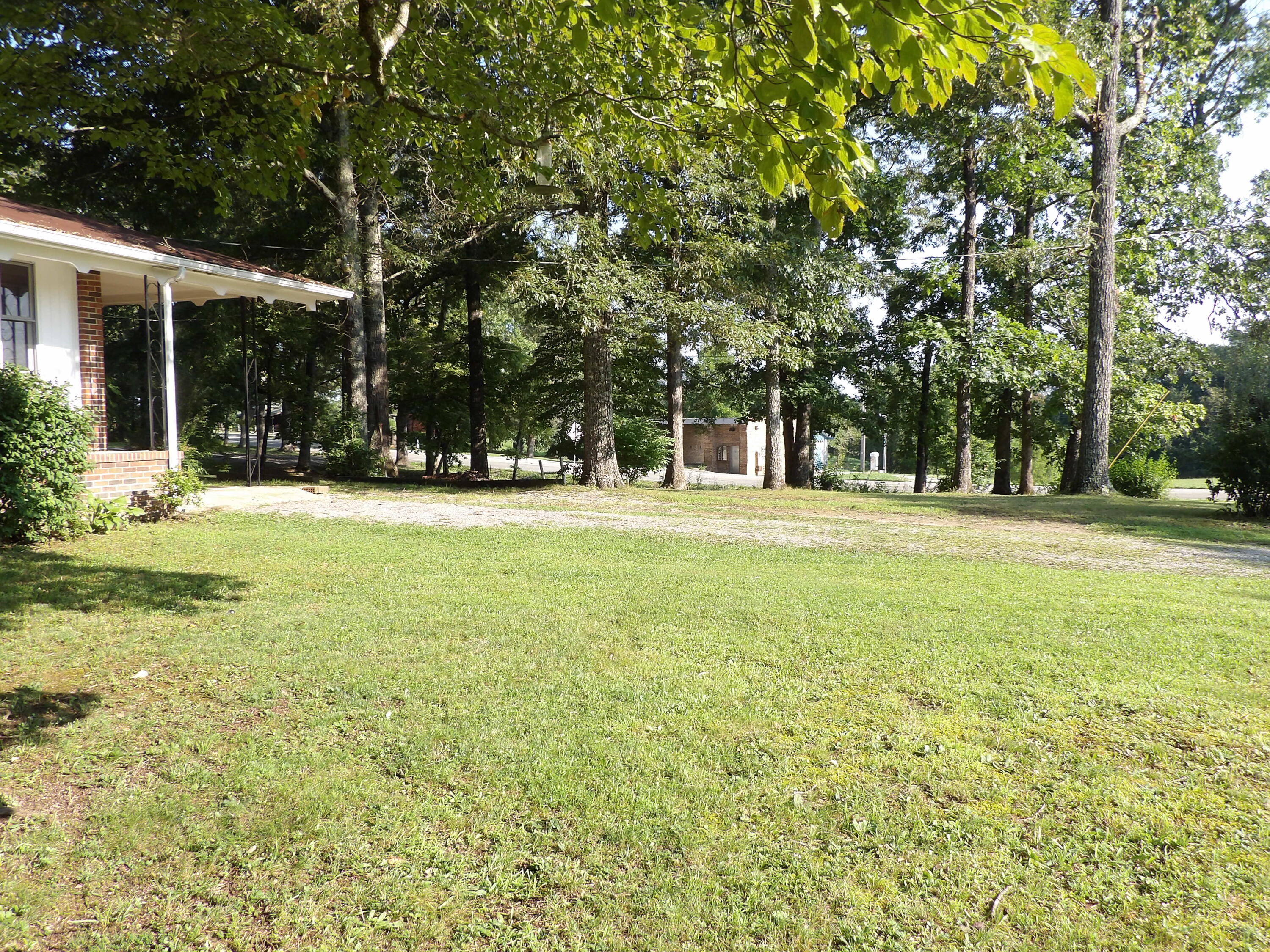 27400 Short Road Pikeville, TN 37367 - Photo 33 of 41 100_2933