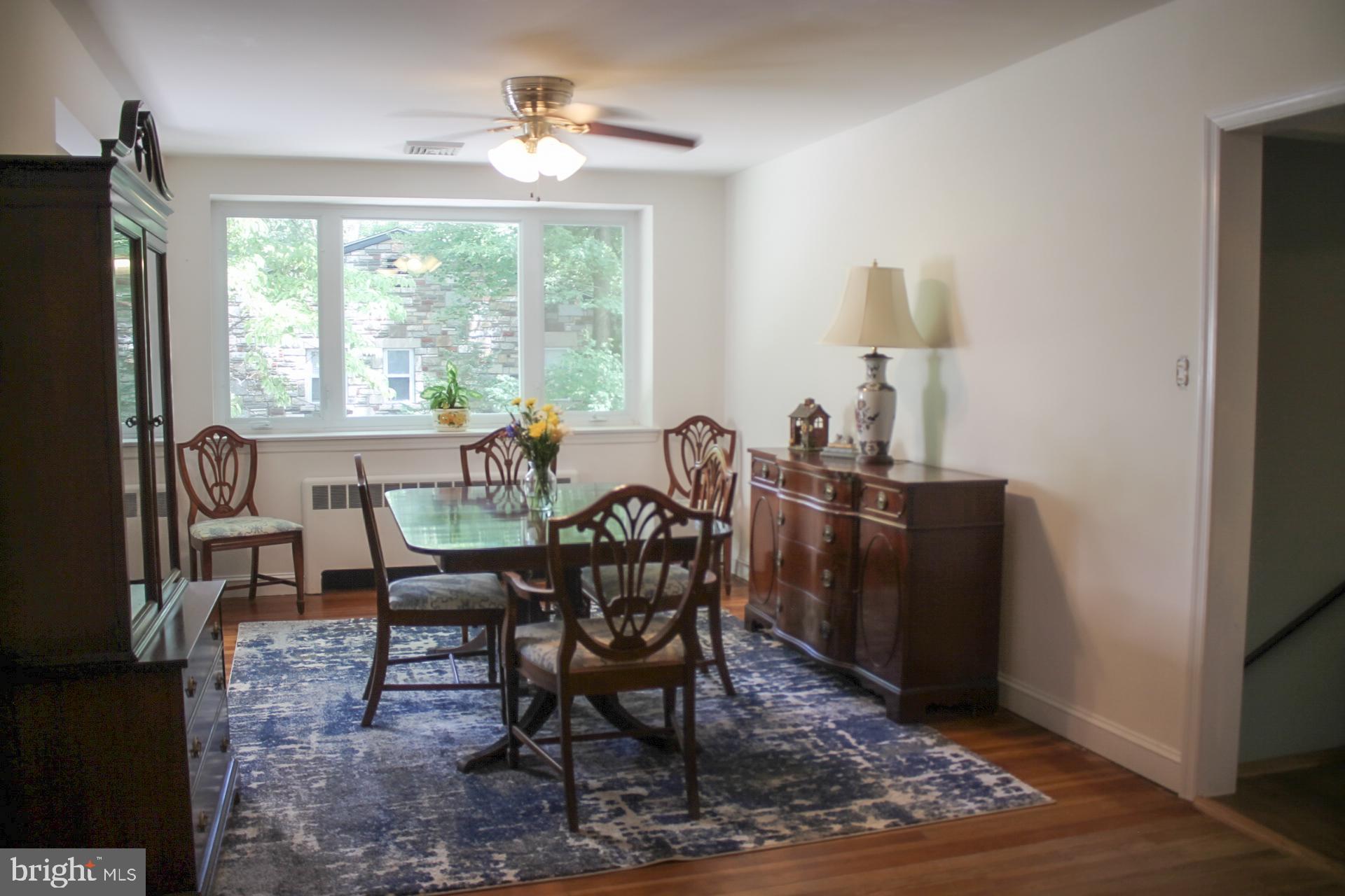 648 Ellis Road Havertown, PA 19083 - Photo 3 of 40