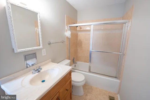 $419,900 | 10 Brian Court, Unit 242, Gaithersburg, MD 20877