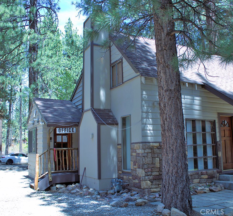 42268 Moonridge Road Big Bear Lake, CA 92315 - Photo 54 of 54 a front view of a house