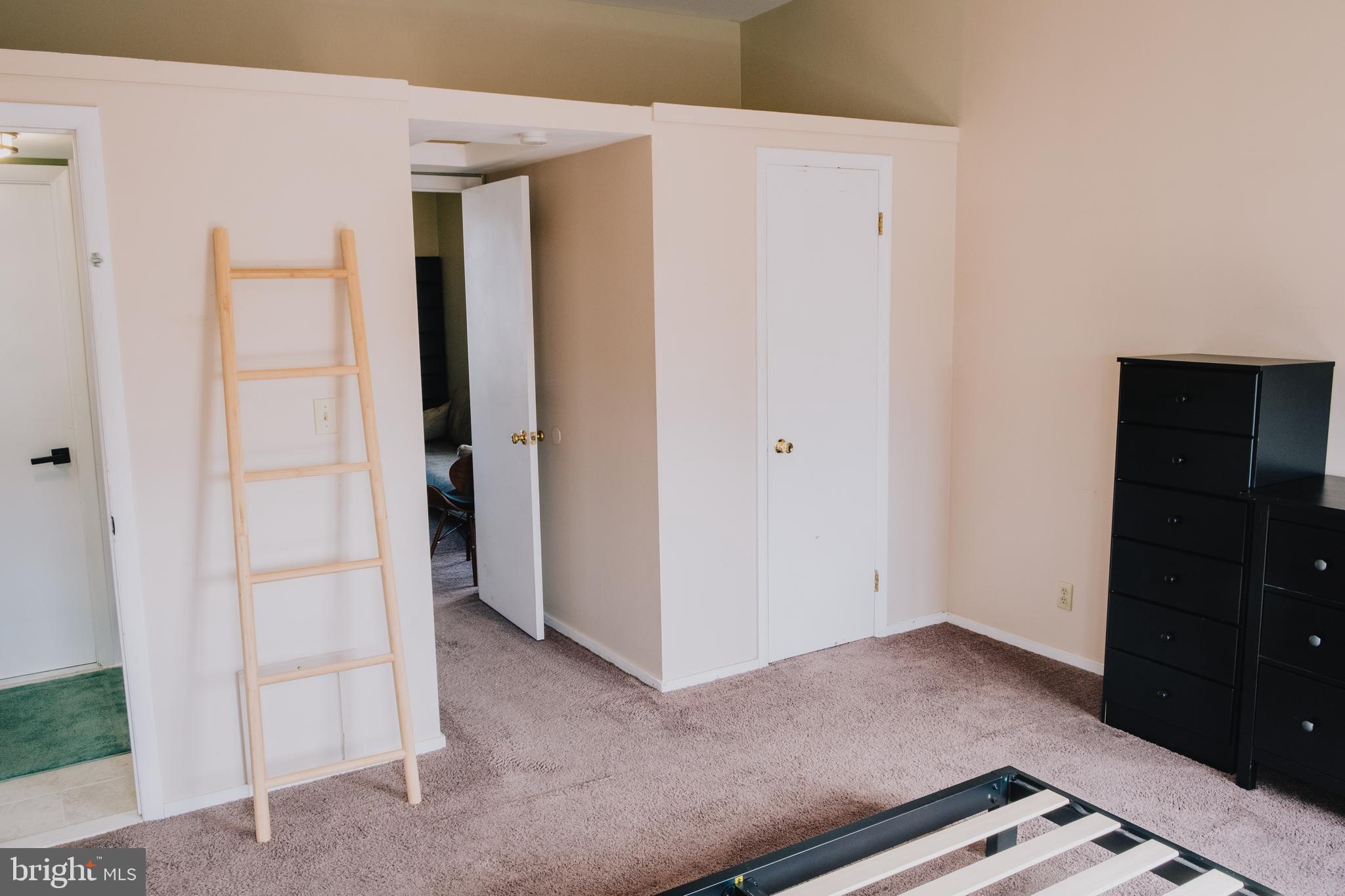 206 Brown Street, Unit 5 Philadelphia, PA 19123 - Photo 15 of 22