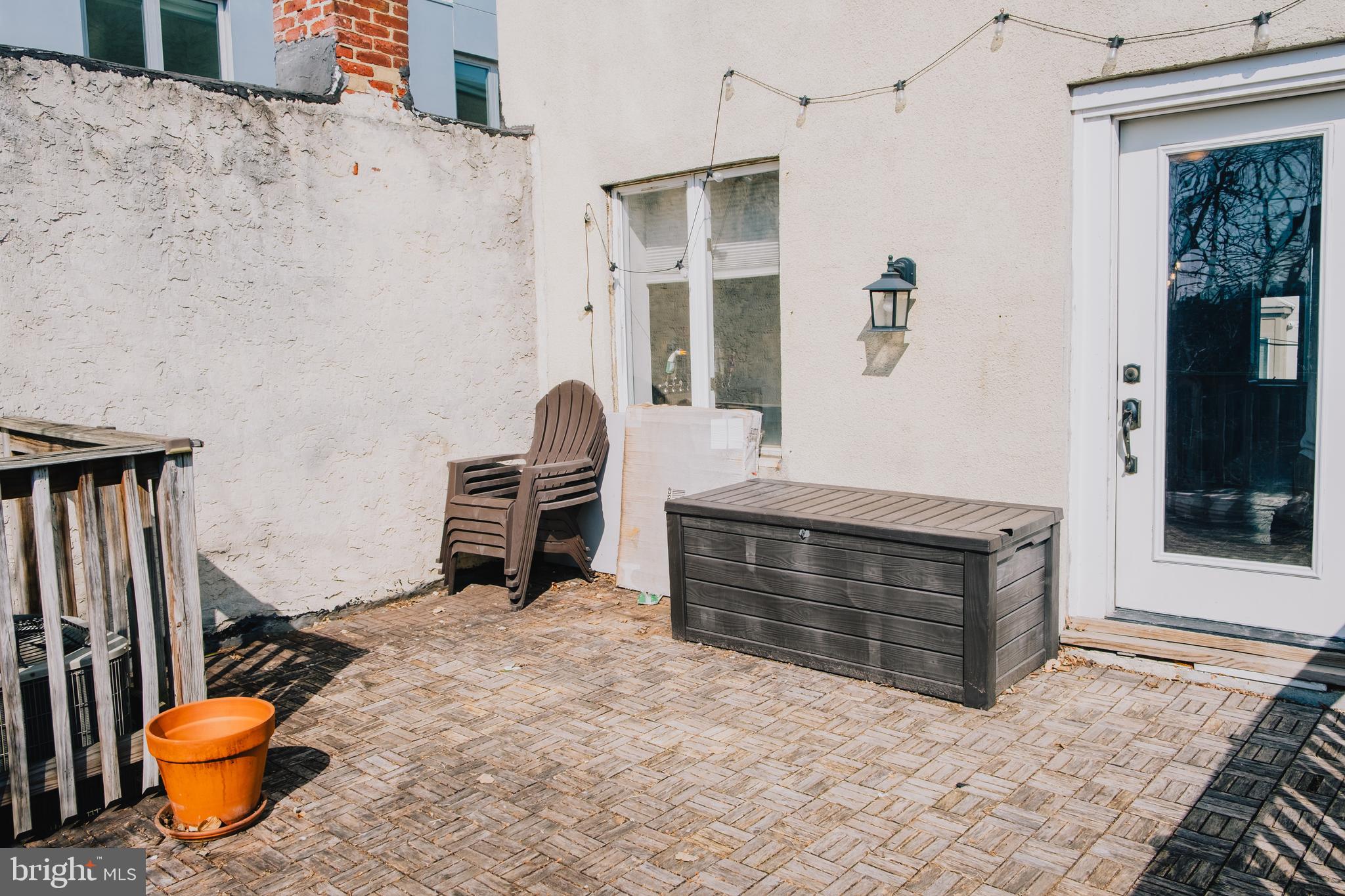 206 Brown Street, Unit 5 Philadelphia, PA 19123 - Photo 21 of 22 Private deck (1st level)