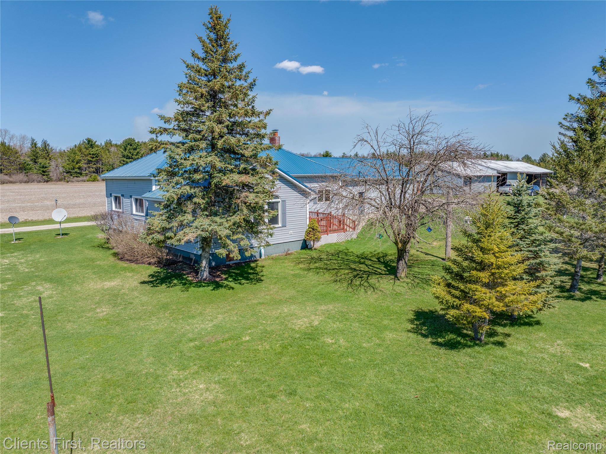 342 North Chambers Road Tawas City, MI 48763 - Photo 27 of 30 View of grassy yard
