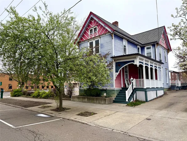 $2,000 | 113 Hawley Street, Binghamton, NY 13901