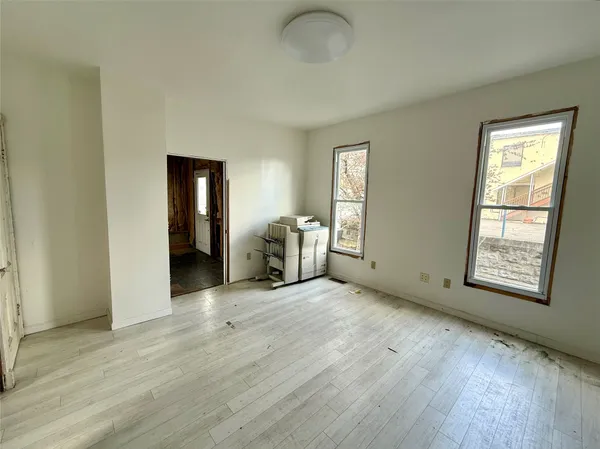 $2,000 | 113 Hawley Street, Binghamton, NY 13901