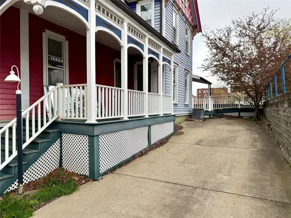 $2,000 | 113 Hawley Street, Binghamton, NY 13901
