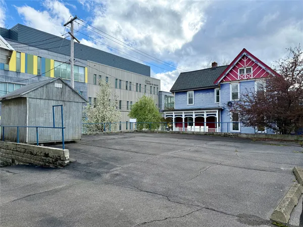 $2,000 | 113 Hawley Street, Binghamton, NY 13901