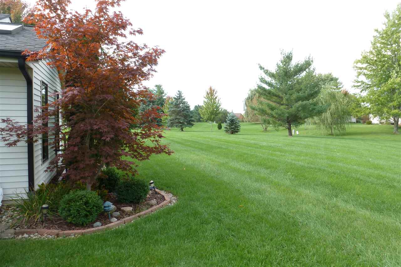 2810 Ridge Valley Drive Fort Wayne, IN 46804 - Photo 4 of 17 Gallery Image 4