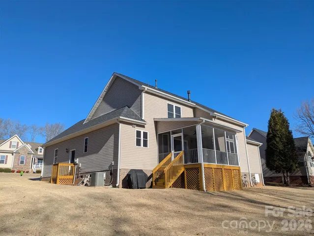 $560,000 | 1736 Williamsburg Drive, Rock Hill, SC 29732