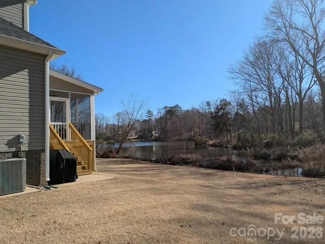 $560,000 | 1736 Williamsburg Drive, Rock Hill, SC 29732