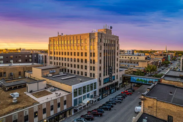 $1,425,000 | 118 Broadway North, Unit 801, Fargo, ND 58102