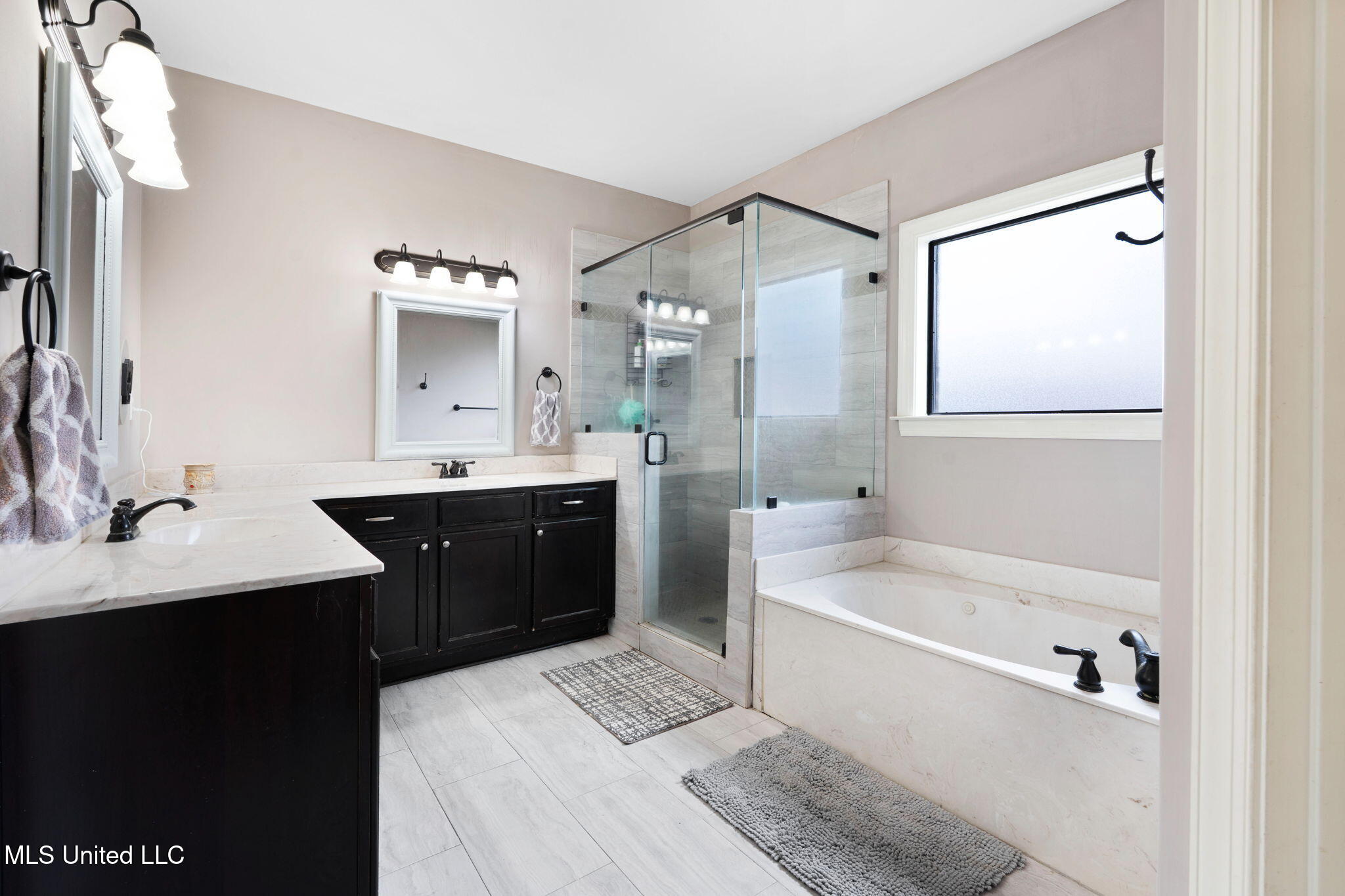 6865 Payne Lane Olive Branch, MS 38654 - Photo 14 of 32 20-web-or-mls-6865 Payne Ln-19