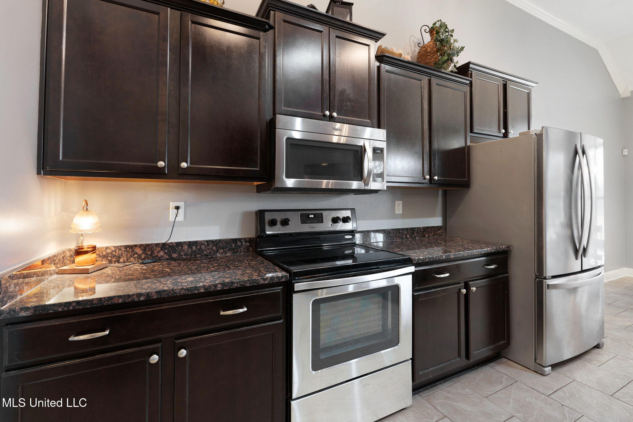 6865 Payne Lane Olive Branch, MS 38654 - Photo 10 of 32 16-web-or-mls-6865 Payne Ln-15