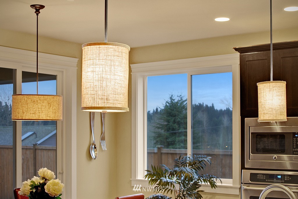 306 239th Place Southeast Bothell, WA 98021 - Photo 4 of 19