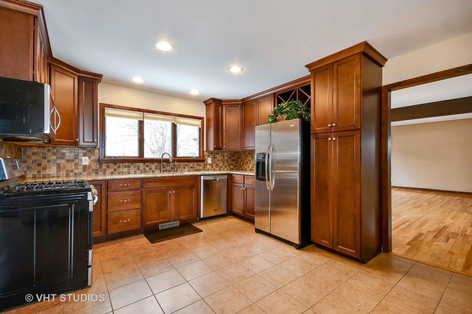 S860 Rowe Road Elburn, IL 60119 - Photo 4 of 15