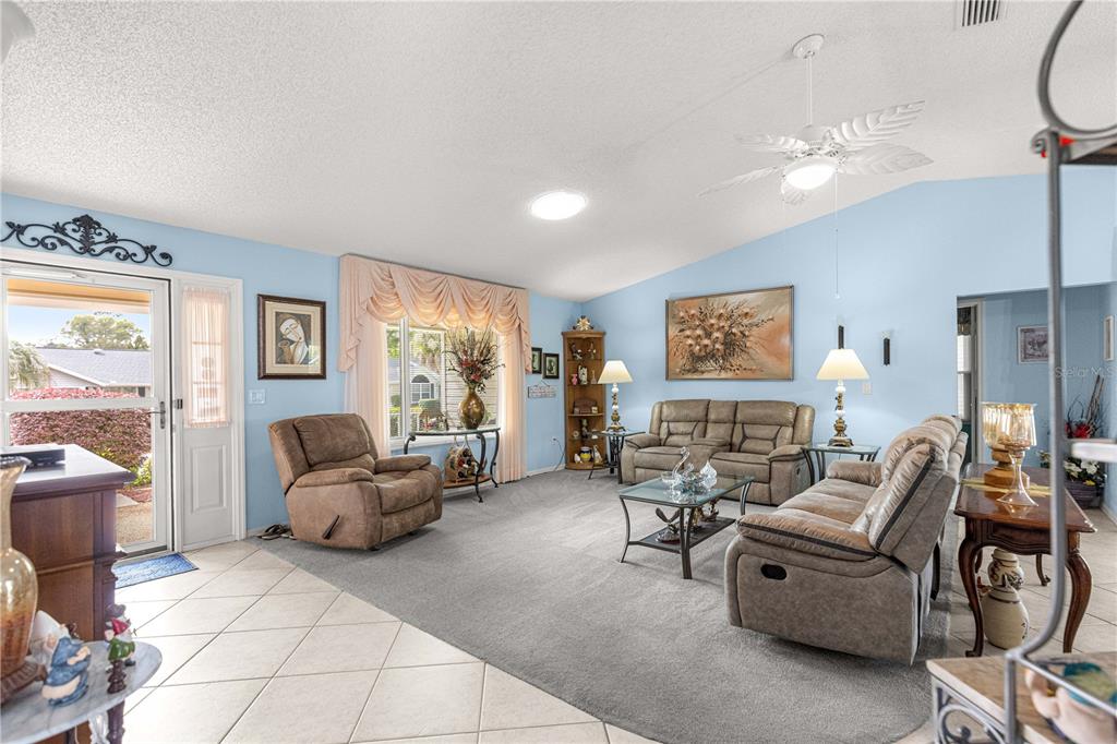 8145 Southwest 109th Street Ocala, FL 34481 - Photo 4 of 43