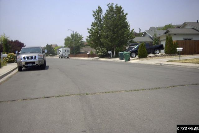 747 Diogenes Drive Reno, NV 89512 - Photo 2 of 5 Photo 2