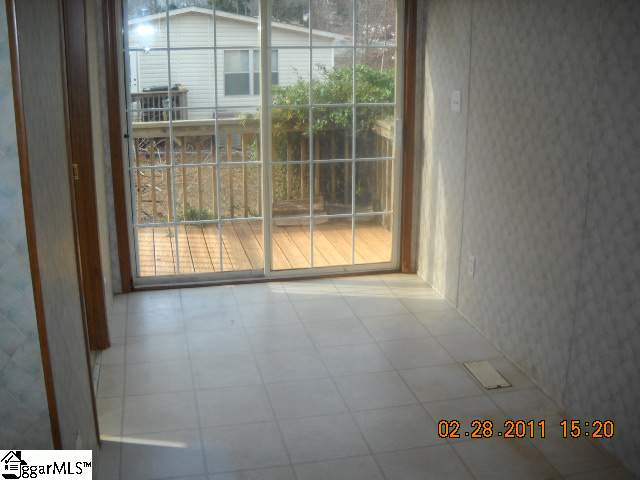 113 Ironwood Road Simpsonville, SC 29681 - Photo 4 of 9 Gallery Image 4