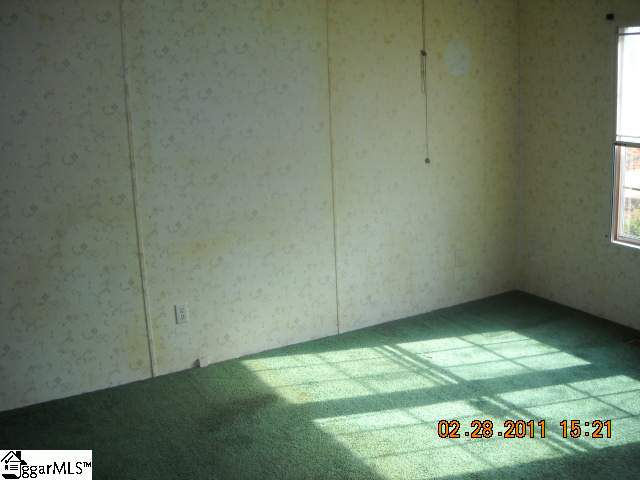 113 Ironwood Road Simpsonville, SC 29681 - Photo 7 of 9 Gallery Image 7