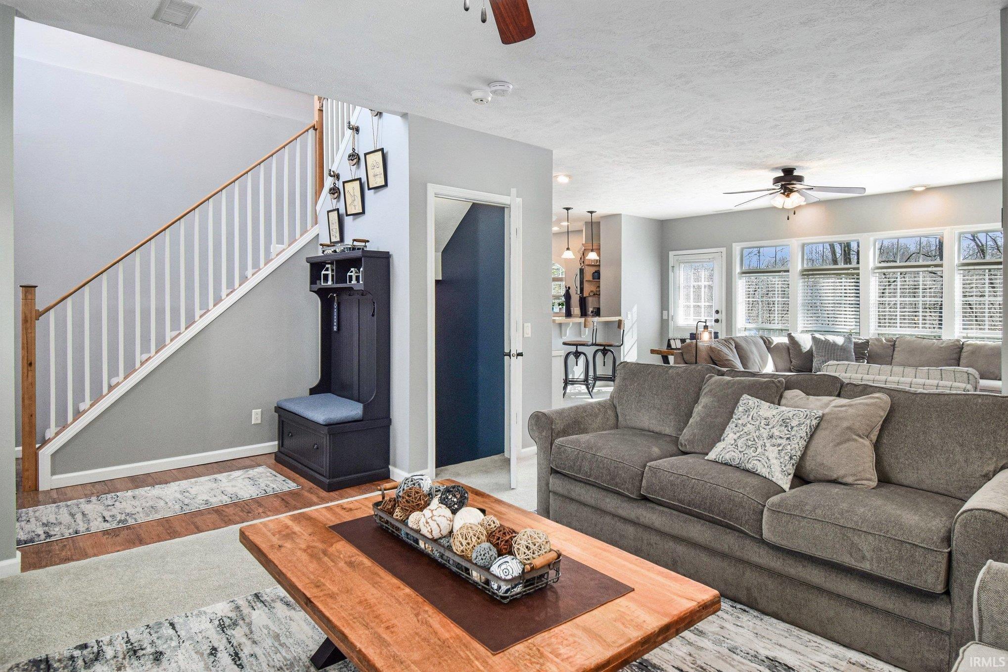 21654 West Ireland Road South Bend, IN 46614 - Photo 4 of 36