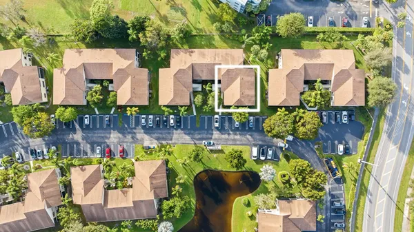 $2,300 | 3258 Jog Park Drive, Greenacres, FL 33467