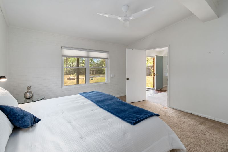 605 West 11th Street Elgin, TX 78621 - Photo 21 of 31 Bedroom 3