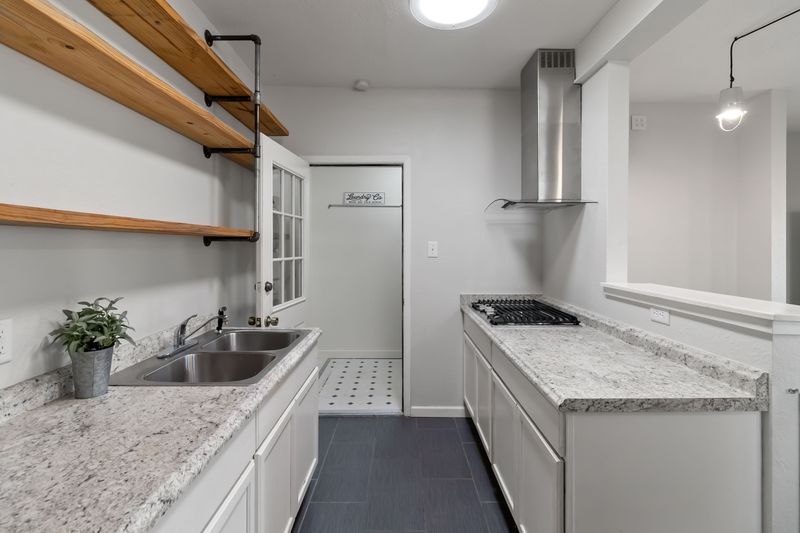 605 West 11th Street Elgin, TX 78621 - Photo 25 of 31 Second Kitchen