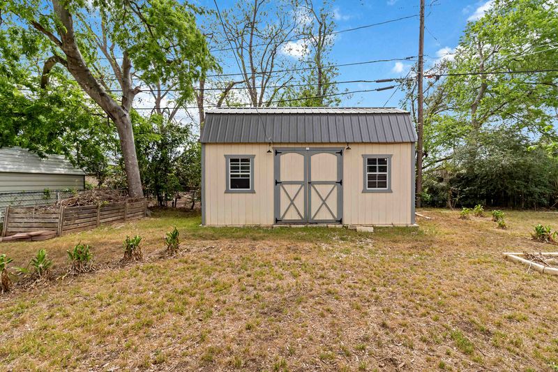 605 West 11th Street Elgin, TX 78621 - Photo 30 of 31 View of shed