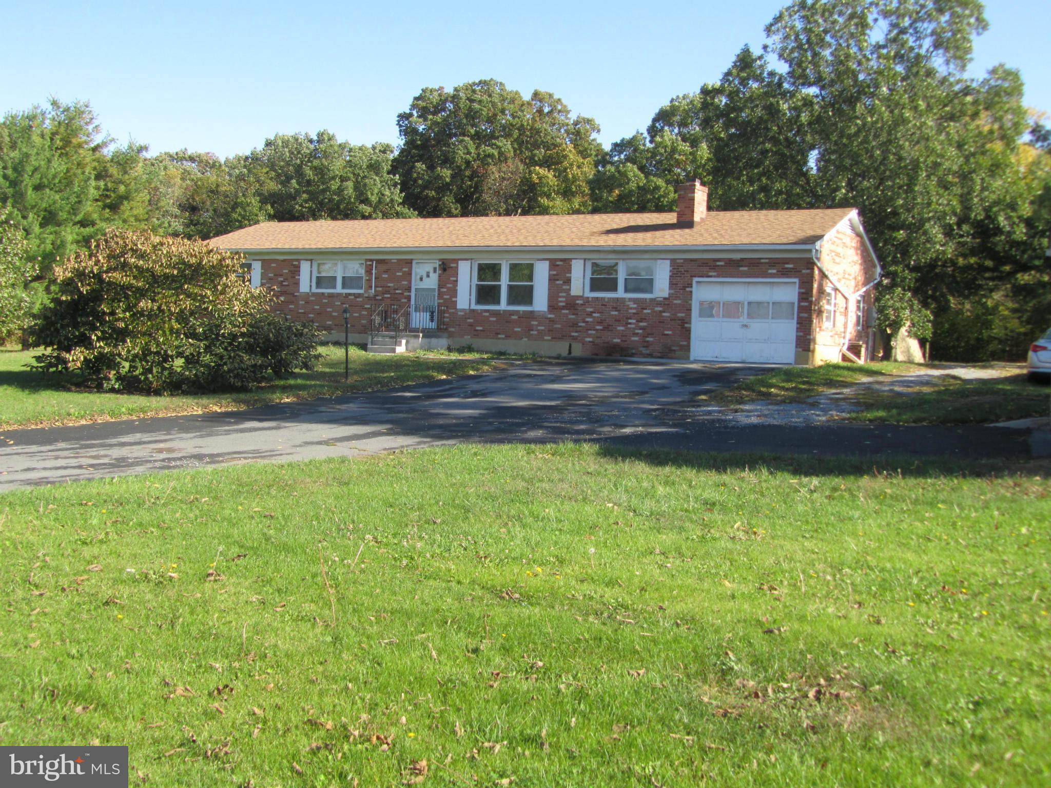 1986 Longmarsh Road Berryville, VA 22611 - Photo 1 of 19 front