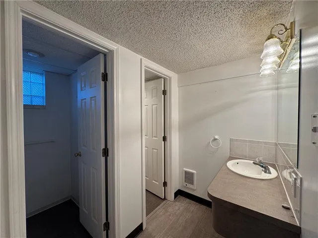 $529,000 | 506 West Mississippi Street, Liberty, MO 64068