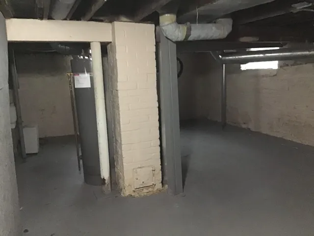 $145,000 | 214 Detroit Street, Trenton, MI 48183