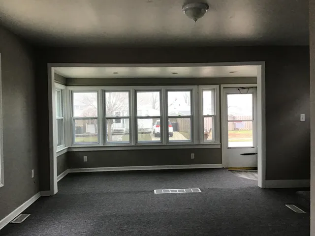 $145,000 | 214 Detroit Street, Trenton, MI 48183