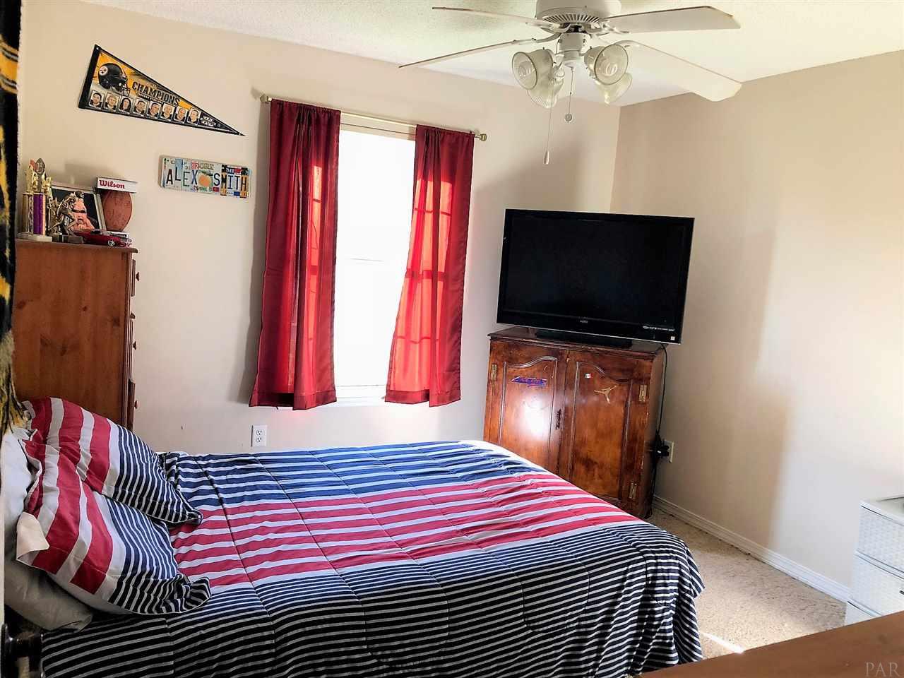 7114 Woodside Road Pensacola, FL 32526 - Photo 17 of 21 Gallery Image 17