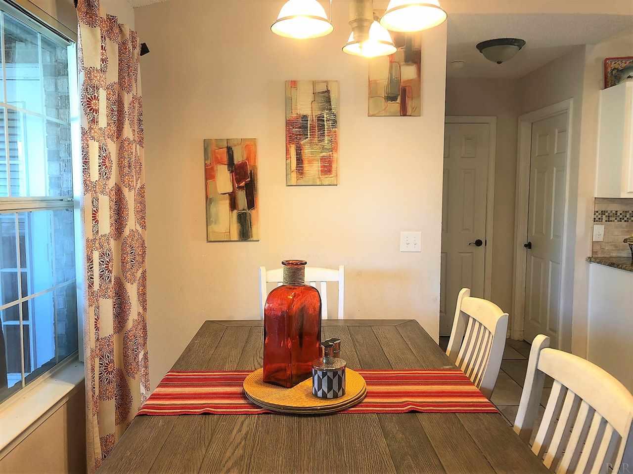 7114 Woodside Road Pensacola, FL 32526 - Photo 5 of 21 Gallery Image 5
