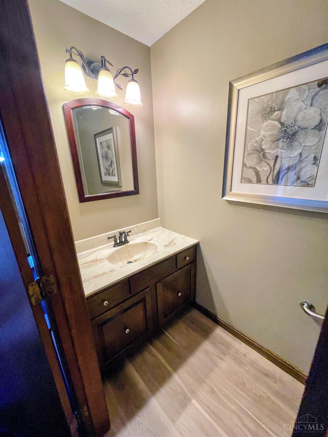 3573 East Taylor School Road Hamilton, OH 45011 - Photo 19 of 55 Gallery Image 19