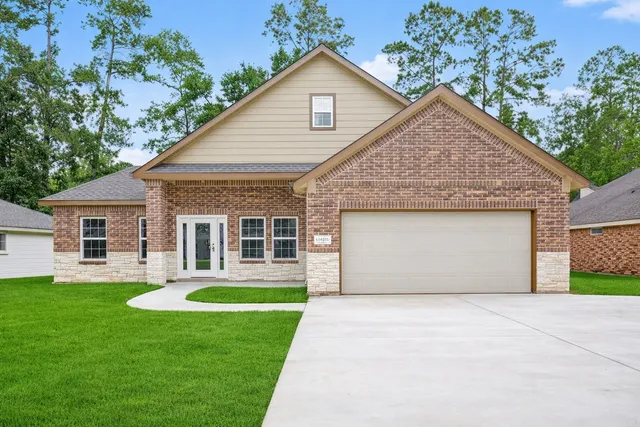 $379,000 | 18402 Steele Point Drive, Crosby, TX 77532