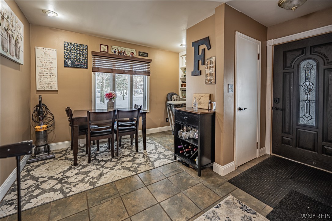 869 The Circle Lewiston, NY 14092 - Photo 7 of 26