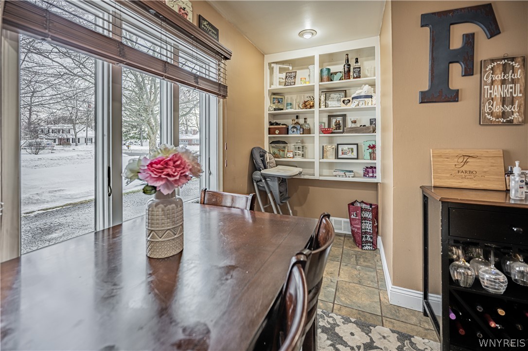 869 The Circle Lewiston, NY 14092 - Photo 8 of 26