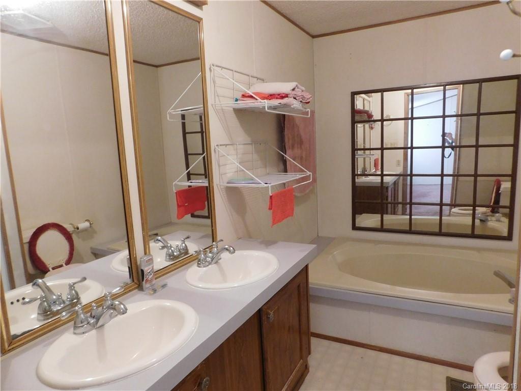 1044 Osteen Road York, SC 29745 - Photo 8 of 14 Gallery Image 8